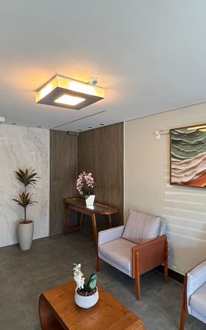 Apartamento à venda com 168m², 3 quartos e 3 vagas Apartamento à venda com 168m², 3 quartos e 3 vagasHall