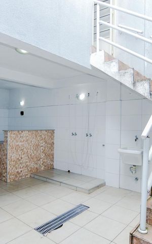 Casa à venda com 180m², 2 quartos e 1 vagaQuintal e Área de serviço 