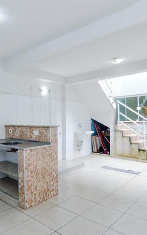 Casa à venda com 180m², 2 quartos e 1 vagaQuintal e Área de serviço 
