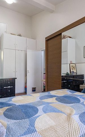 Casa à venda com 300m², 4 quartos e 3 vagas Casa à venda com 300m², 4 quartos e 3 vagasSuíte 1