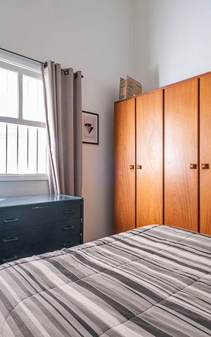Casa à venda com 300m², 4 quartos e 3 vagas Casa à venda com 300m², 4 quartos e 3 vagasSuíte 2