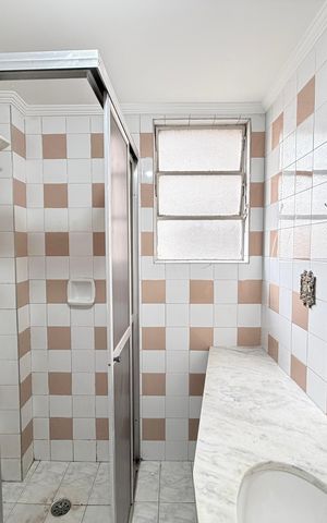 Apartamento para alugar com 49m², 1 quarto e sem vagaBanheiro