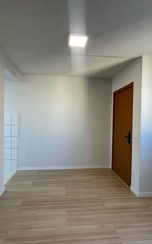 Apartamento à venda com 56m², 2 quartos e 1 vaga Apartamento à venda com 56m², 2 quartos e 1 vagaSala