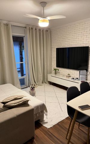 Apartamento à venda com 45m², 2 quartos e 1 vaga Apartamento à venda com 45m², 2 quartos e 1 vagaSala