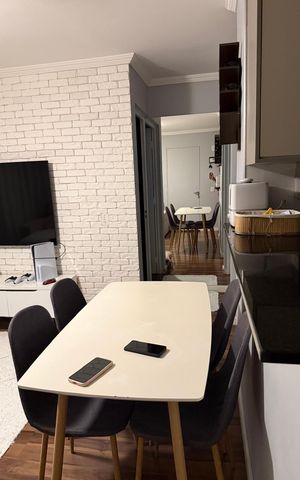 Apartamento à venda com 45m², 2 quartos e 1 vaga Apartamento à venda com 45m², 2 quartos e 1 vagaSala