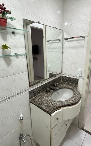 Apartamento à venda com 95m², 2 quartos e 1 vagaBanheiro Social