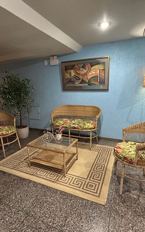 Apartamento à venda com 95m², 2 quartos e 1 vagaHall de entrada