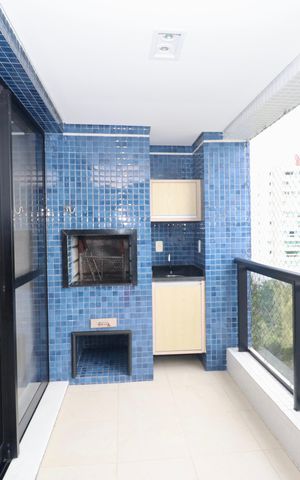 Apartamento para alugar com 106m², 3 quartos e 2 vagas Apartamento para alugar com 106m², 3 quartos e 2 vagasVaranda