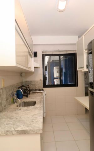 Apartamento para alugar com 106m², 3 quartos e 2 vagas Apartamento para alugar com 106m², 3 quartos e 2 vagasCozinha