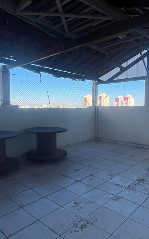 Casa à venda com 222m², 2 quartos e 3 vagas Casa à venda com 222m², 2 quartos e 3 vagasÁrea comum