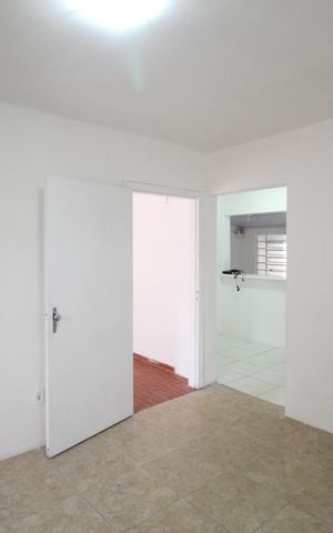 Casa para alugar com 130m², 2 quartos e 3 vagasSala