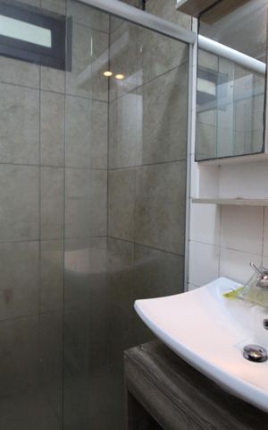 Casa para alugar com 130m², 2 quartos e 3 vagasBanheiro