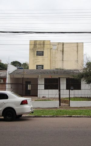 Casa para alugar com 130m², 2 quartos e 3 vagasFachada