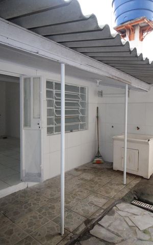 Casa para alugar com 130m², 2 quartos e 3 vagasQuintal