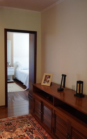Casa de condomínio para alugar com 620m², 4 quartos e 6 vagasPiso Superior