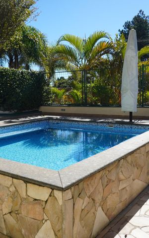 Casa de condomínio para alugar com 620m², 4 quartos e 6 vagasPiscina