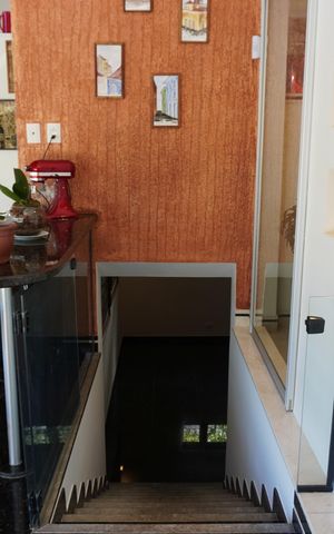 Casa de condomínio para alugar com 620m², 4 quartos e 6 vagasPiso Inferior