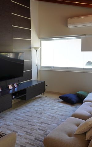 Casa de condomínio para alugar com 620m², 4 quartos e 6 vagasSala de TV - Piso Superior