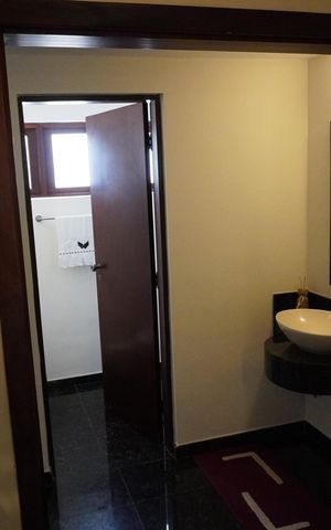 Casa de condomínio para alugar com 620m², 4 quartos e 6 vagasAdega - Piso Inferitor
