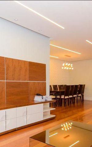 Casa à venda com 576m², 3 quartos e 6 vagas