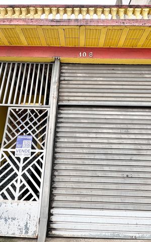 Casa à venda com 125m², 1 quarto e 1 vaga Casa à venda com 125m², 1 quarto e 1 vagaFachada