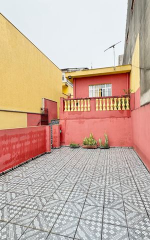 Casa à venda com 125m², 1 quarto e 1 vaga Casa à venda com 125m², 1 quarto e 1 vagaQuintal