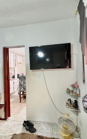 Casa à venda com 125m², 1 quarto e 1 vaga Casa à venda com 125m², 1 quarto e 1 vagaSala