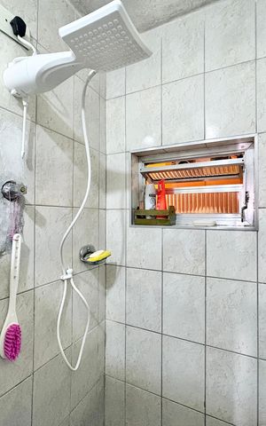 Casa à venda com 125m², 1 quarto e 1 vaga Casa à venda com 125m², 1 quarto e 1 vagaBanheiro