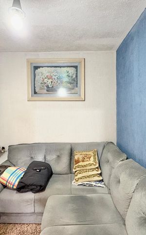 Casa à venda com 125m², 1 quarto e 1 vaga Casa à venda com 125m², 1 quarto e 1 vagaSala