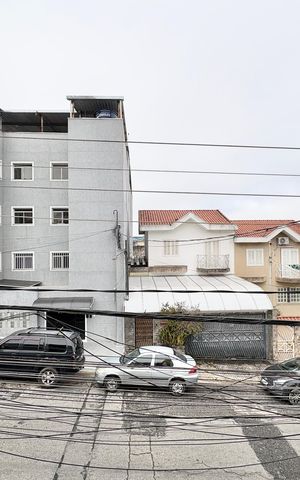 Casa à venda com 125m², 1 quarto e 1 vaga Casa à venda com 125m², 1 quarto e 1 vagaVista