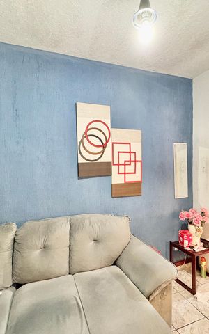 Casa à venda com 125m², 1 quarto e 1 vaga Casa à venda com 125m², 1 quarto e 1 vagaSala