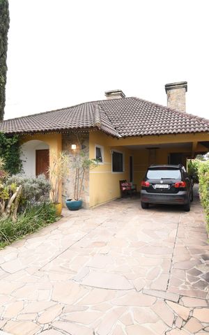 Casa de condomínio à venda com 200m², 4 quartos e 2 vagasÁrea externa - Frente