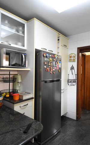 Casa de condomínio à venda com 200m², 4 quartos e 2 vagasCozinha
