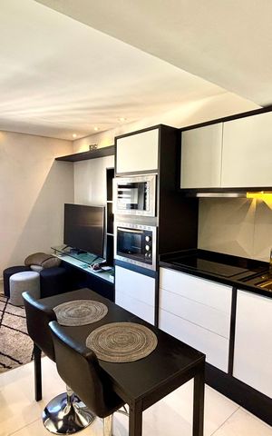 Apartamento à venda com 33m², 1 quarto e 1 vaga Apartamento à venda com 33m², 1 quarto e 1 vagaCozinha