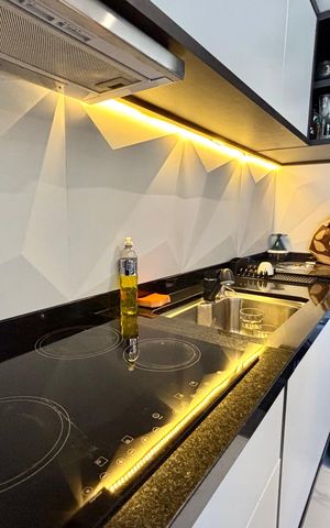 Apartamento à venda com 33m², 1 quarto e 1 vaga Apartamento à venda com 33m², 1 quarto e 1 vagaCozinha - Área de serviço