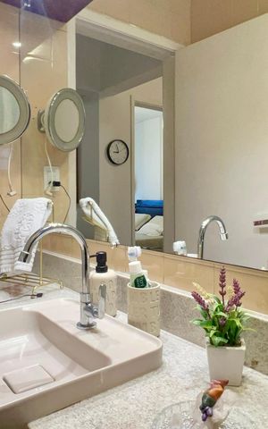 Apartamento à venda com 50m², 2 quartos e 1 vaga Apartamento à venda com 50m², 2 quartos e 1 vagaBanheiro