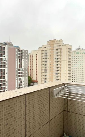 Apartamento à venda com 50m², 2 quartos e 1 vaga Apartamento à venda com 50m², 2 quartos e 1 vagaVaranda