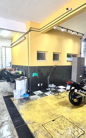Apartamento à venda com 47m², 2 quartos e 1 vaga Apartamento à venda com 47m², 2 quartos e 1 vagaÁrea comum