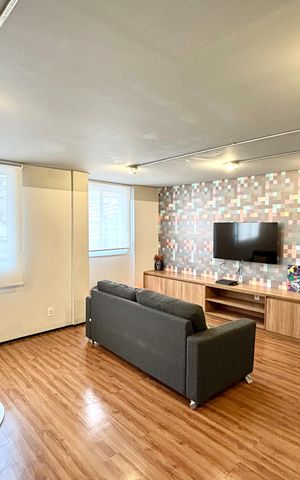 Apartamento à venda com 47m², 2 quartos e 1 vaga Apartamento à venda com 47m², 2 quartos e 1 vagaSalão de jogos