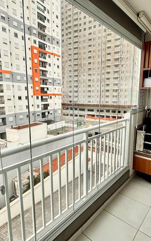 Apartamento à venda com 47m², 2 quartos e 1 vaga Apartamento à venda com 47m², 2 quartos e 1 vagaVaranda