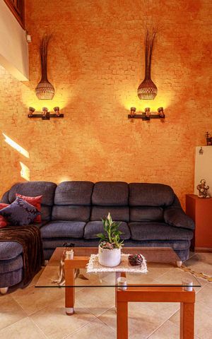Casa para alugar com 391m², 3 quartos e 2 vagasSala