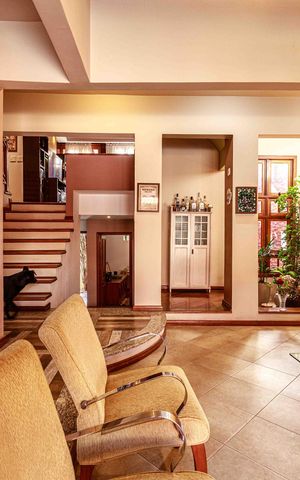 Casa para alugar com 391m², 3 quartos e 2 vagasSala
