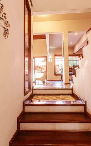 Casa para alugar com 391m², 3 quartos e 2 vagasSala