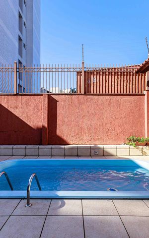 Casa para alugar com 391m², 3 quartos e 2 vagasÁrea comum - Piscina