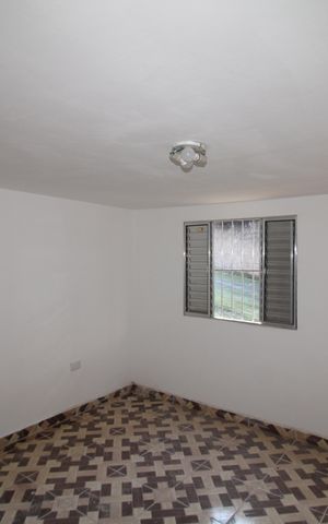 Casa para alugar com 80m², 1 quarto e 1 vagaSala