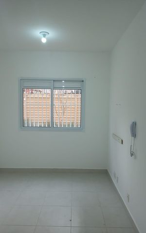 Apartamento à venda com 43m², 2 quartos e sem vaga Apartamento à venda com 43m², 2 quartos e sem vagaSala