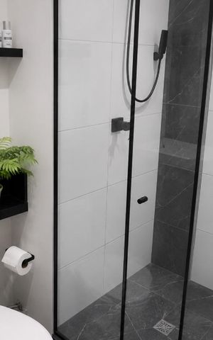 Apartamento à venda com 33m², 2 quartos e sem vaga Apartamento à venda com 33m², 2 quartos e sem vagaBanheiro