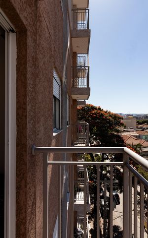 Apartamento à venda com 37m², 2 quartos e sem vaga Apartamento à venda com 37m², 2 quartos e sem vagaVaranda
