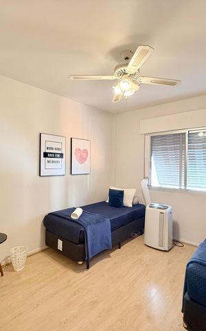 Apartamento à venda com 163m², 3 quartos e 2 vagas Apartamento à venda com 163m², 3 quartos e 2 vagasQuarto 3
