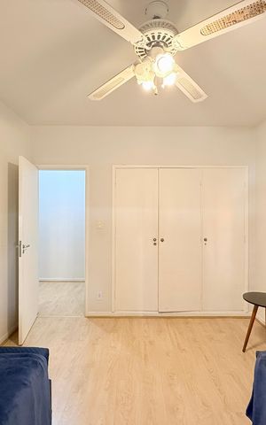 Apartamento à venda com 163m², 3 quartos e 2 vagas Apartamento à venda com 163m², 3 quartos e 2 vagasQuarto 3